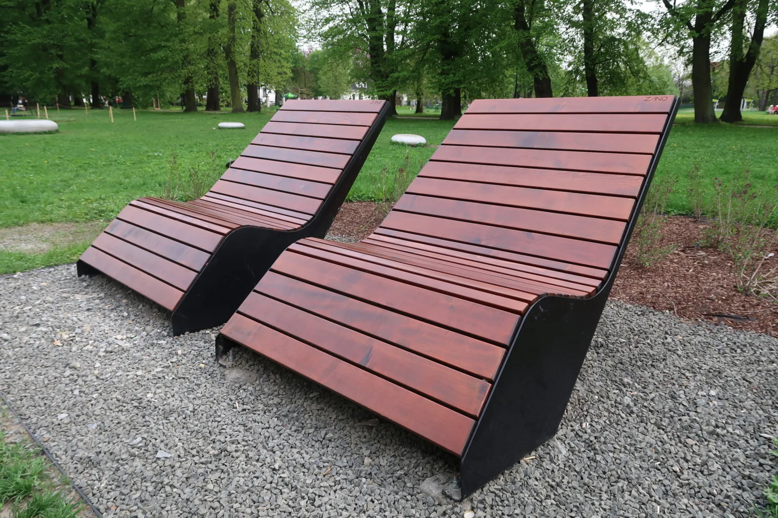 parksolstol i ekfärg