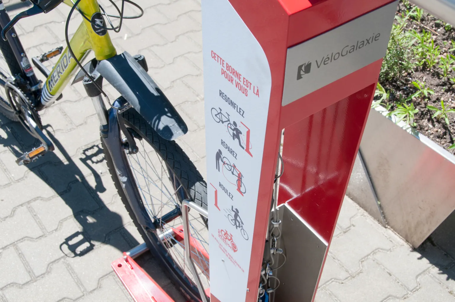 Cykelstation med UV-tryck