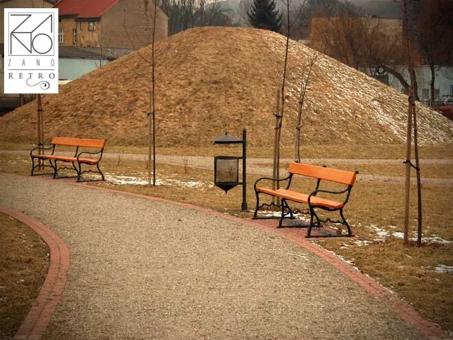 papperskorgar samt park- och trädgårdsbänkar
