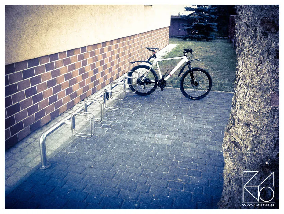 cykelställ i rostfritt stål
