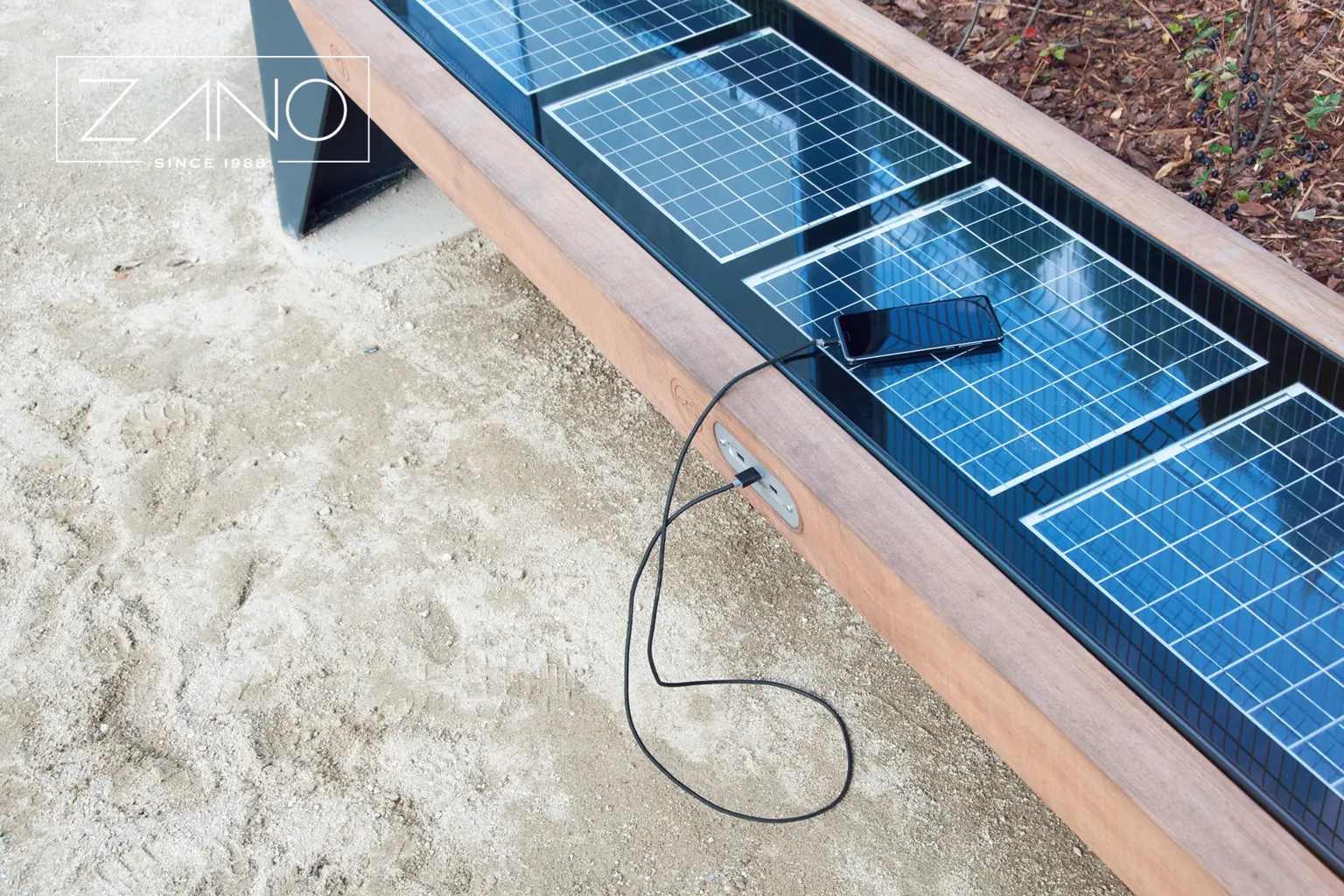 Photon-bänken | Solbänk med solceller
