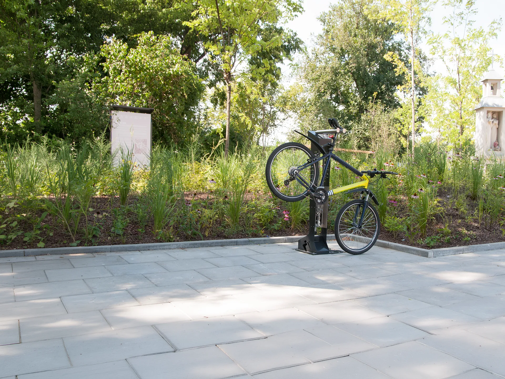 cykelreparationsstation för att själv reparera cyklar